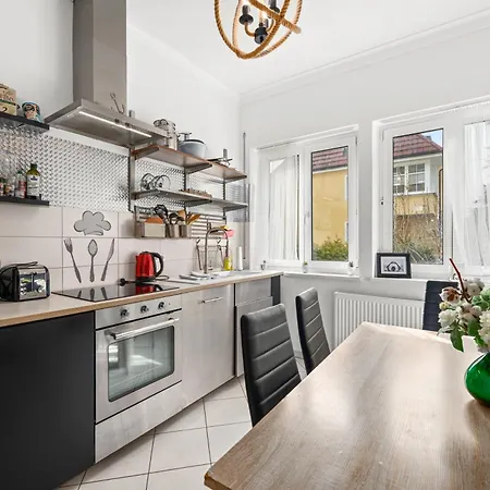 Apartmenthaus Am Riedlewald 아파트